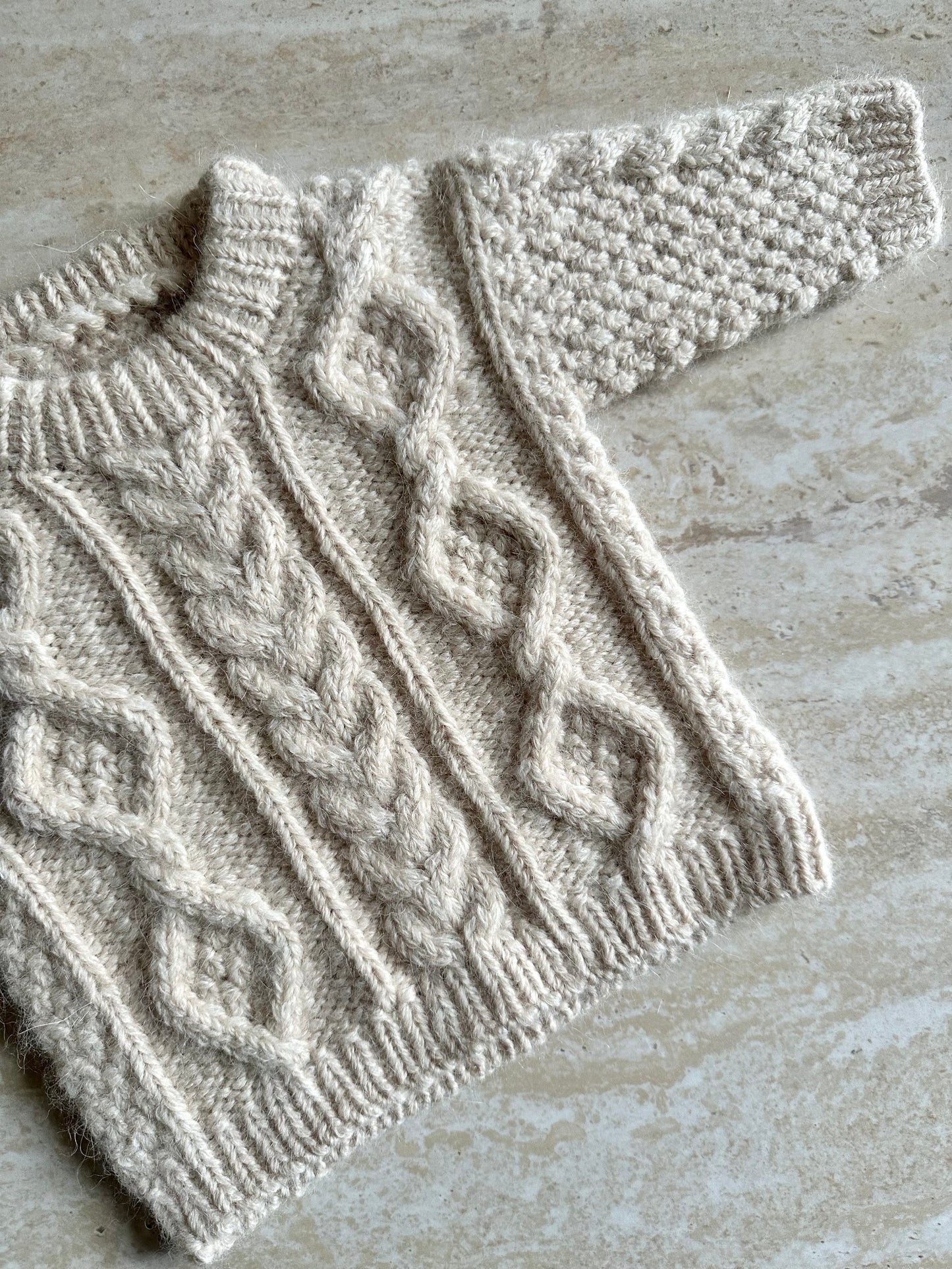 Wire Sweater Mini - English