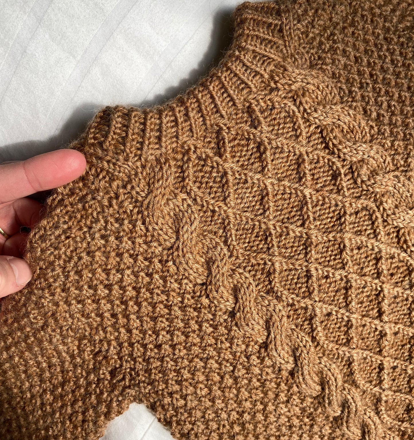 Swirl Sweater Baby - English