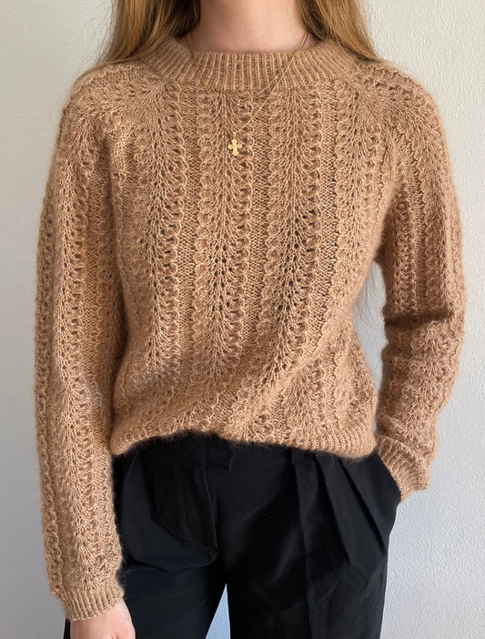 Acanthus Sweater - English